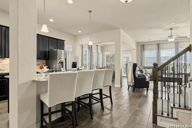 909 BEECHWOOD LN New Braunfels, TX 78130