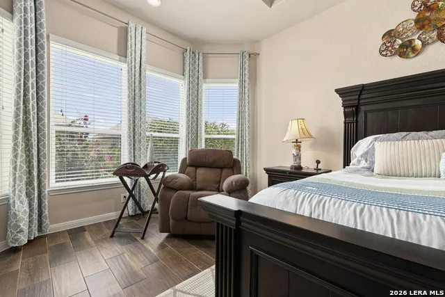 909 BEECHWOOD LN New Braunfels, TX 78130
