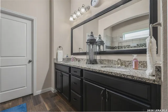 909 BEECHWOOD LN New Braunfels, TX 78130