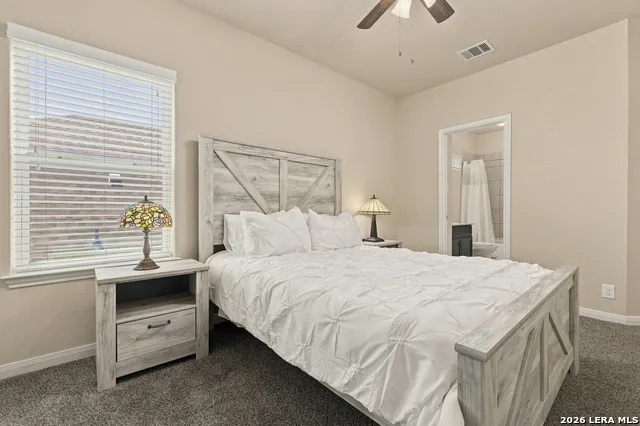 909 BEECHWOOD LN New Braunfels, TX 78130