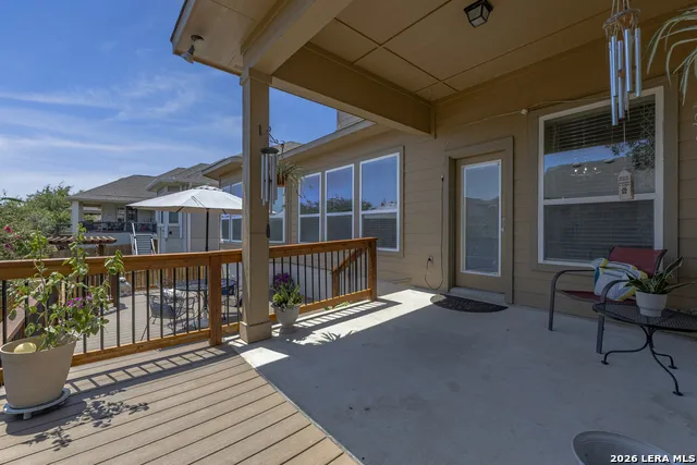 909 BEECHWOOD LN New Braunfels, TX 78130