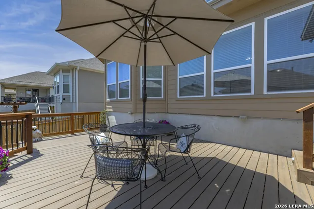 909 BEECHWOOD LN New Braunfels, TX 78130