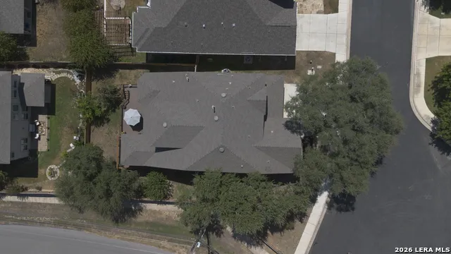 909 BEECHWOOD LN New Braunfels, TX 78130