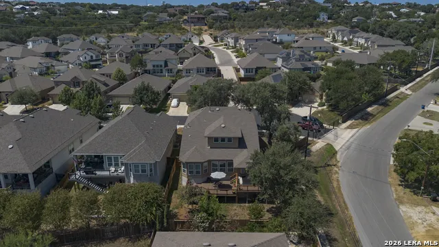 909 BEECHWOOD LN New Braunfels, TX 78130
