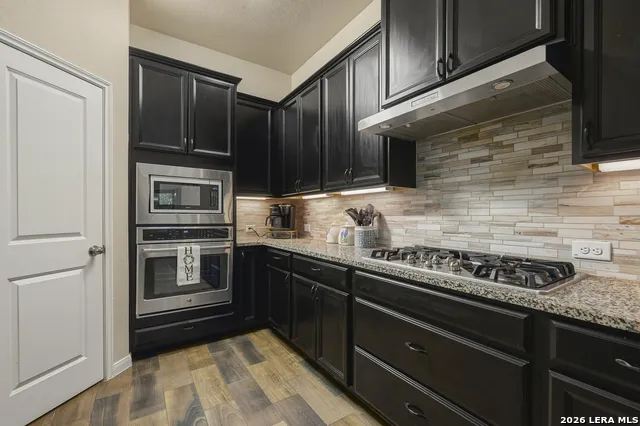 909 BEECHWOOD LN New Braunfels, TX 78130
