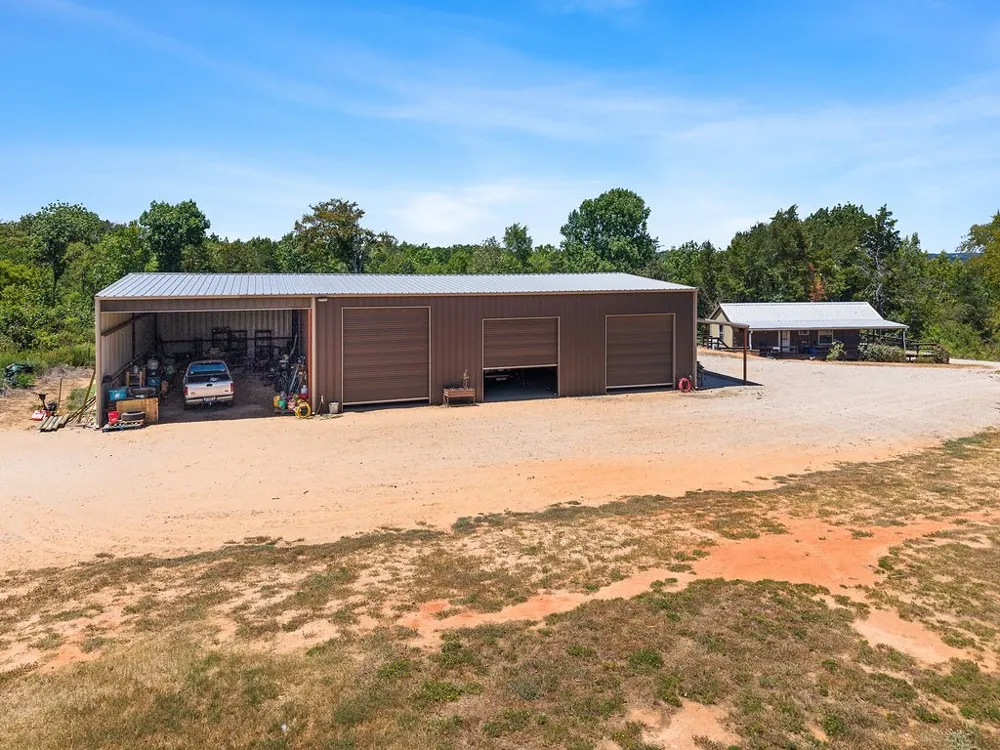 551 County Road 4203 Jacksonville, TX 75766