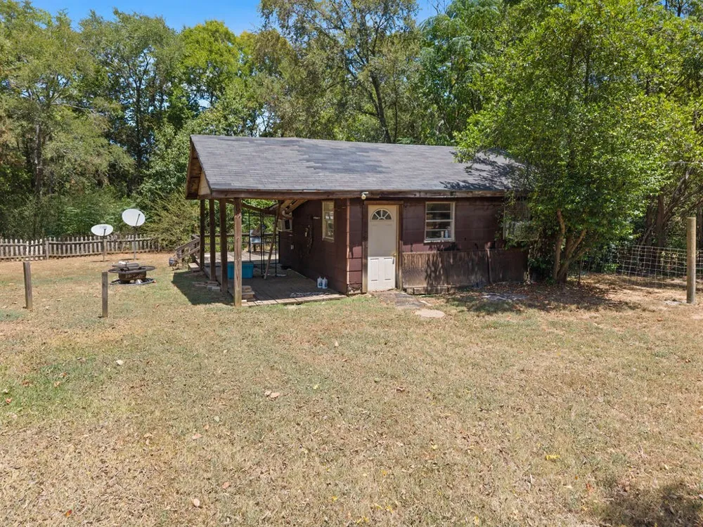 551 County Road 4203 Jacksonville, TX 75766