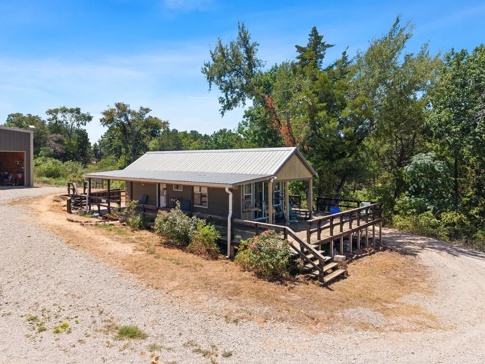 551 County Road 4203 Jacksonville, TX 75766