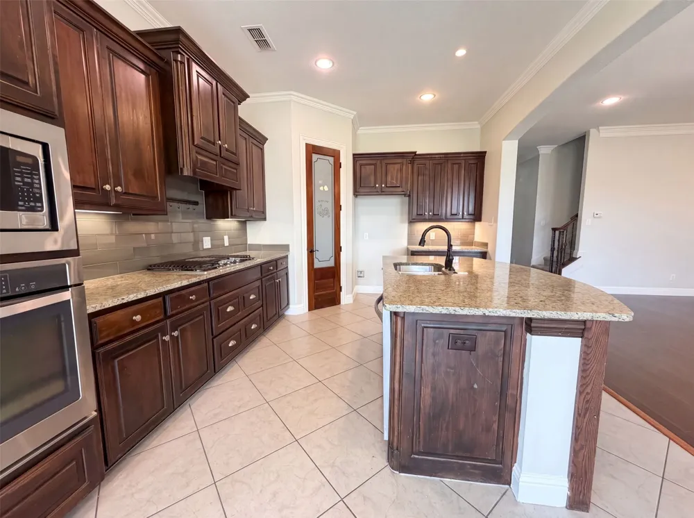 400 Blue Star Court Burleson, TX 76028