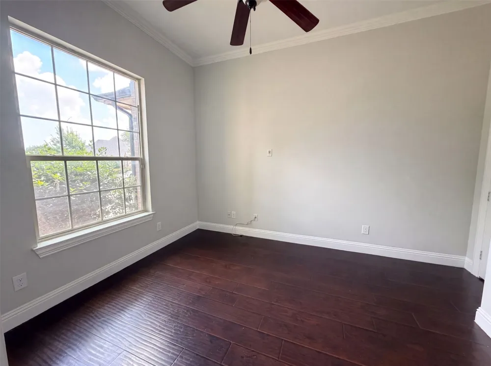 400 Blue Star Court Burleson, TX 76028