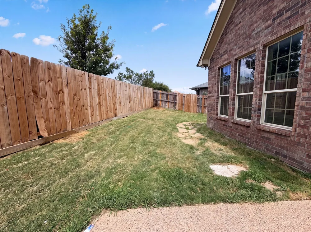 400 Blue Star Court Burleson, TX 76028
