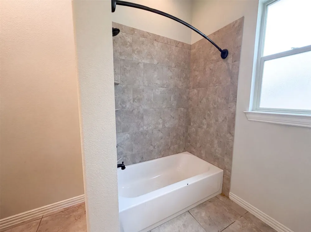 400 Blue Star Court Burleson, TX 76028