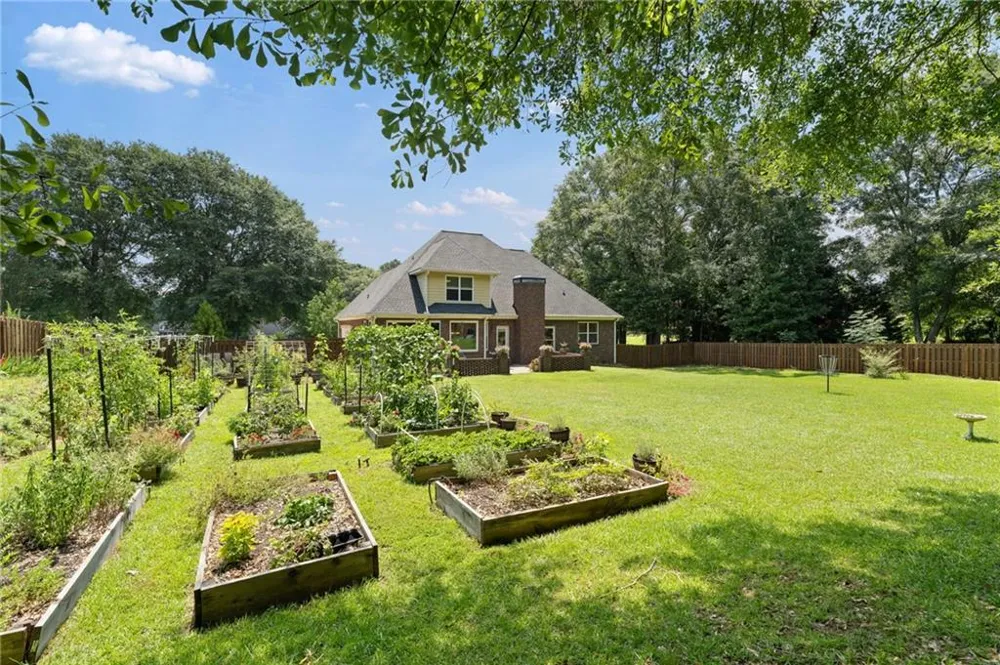 1109 Sequoia Trail McDonough, GA 30252