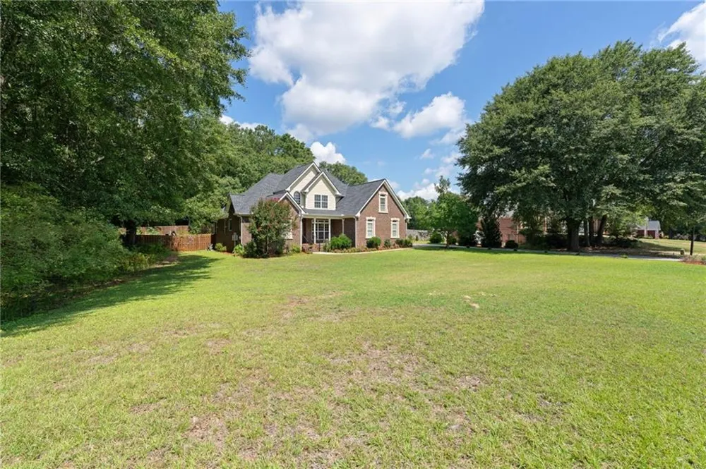 1109 Sequoia Trail McDonough, GA 30252