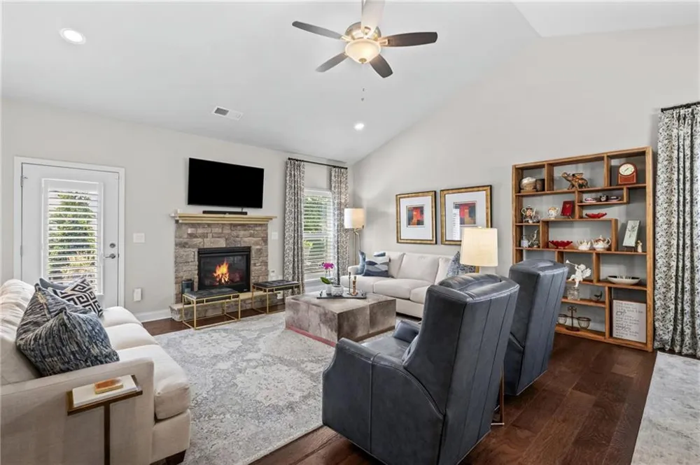 326 Ellington Drive Canton, GA 30115