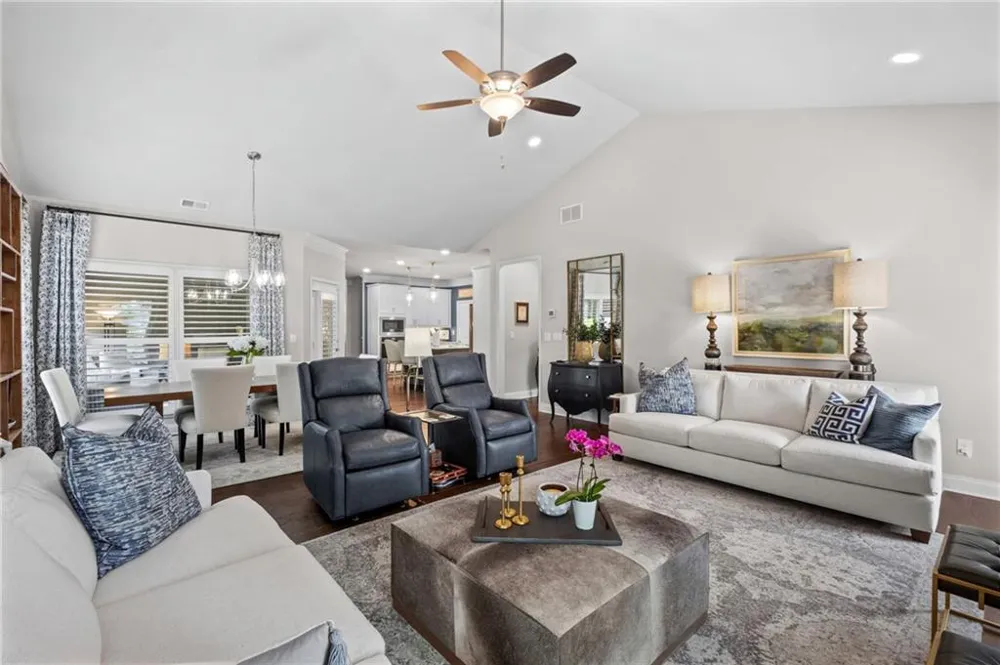 326 Ellington Drive Canton, GA 30115