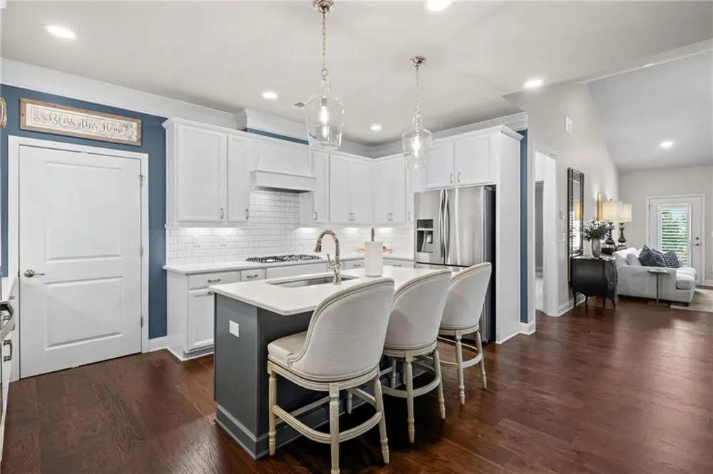 326 Ellington Drive Canton, GA 30115