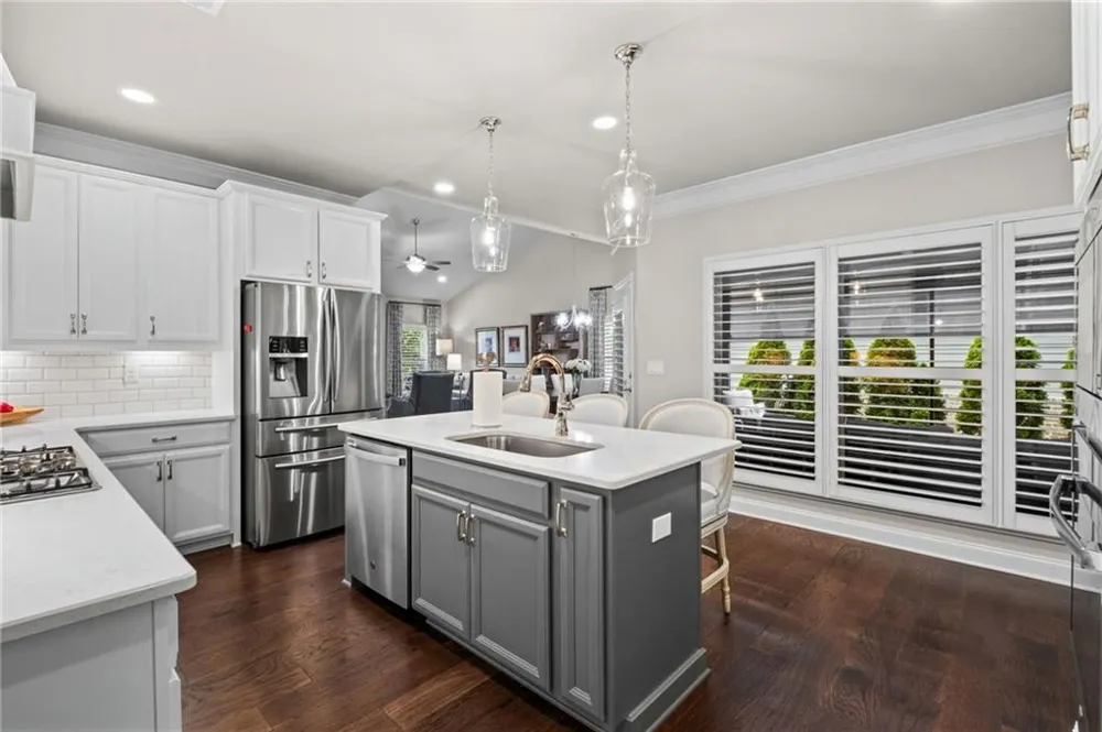 326 Ellington Drive Canton, GA 30115