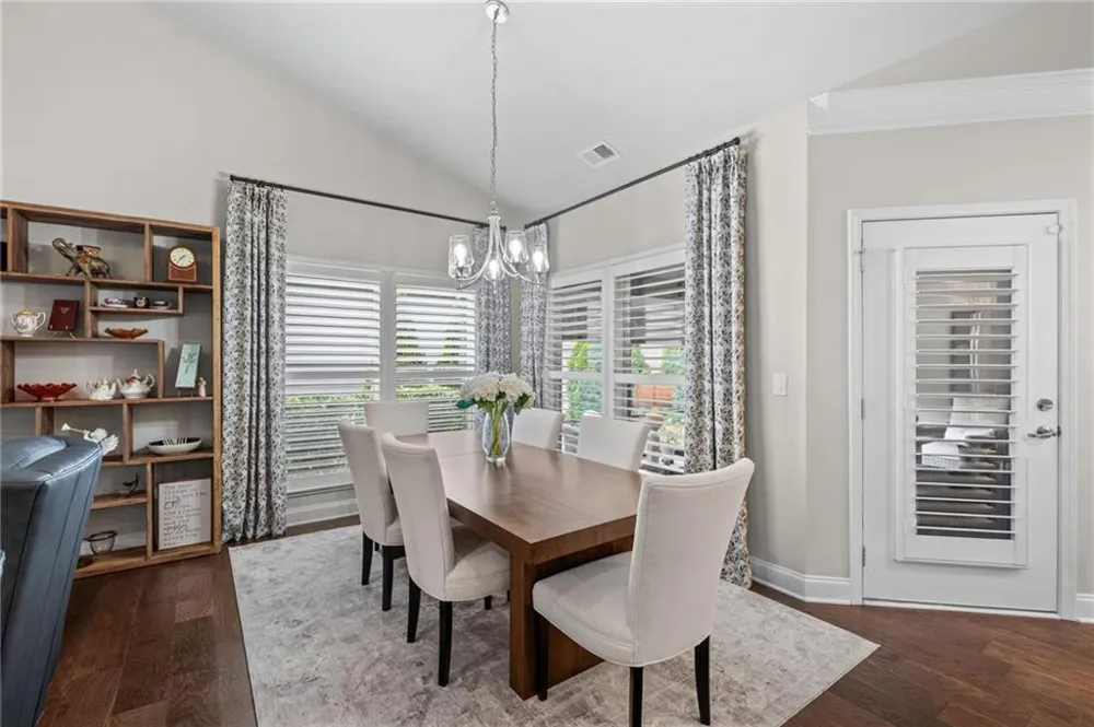 326 Ellington Drive Canton, GA 30115