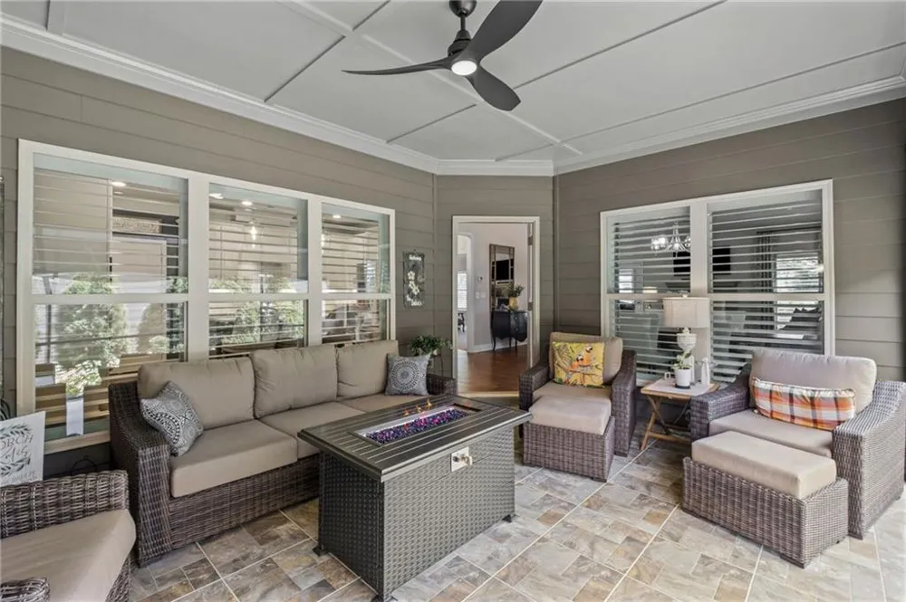 326 Ellington Drive Canton, GA 30115