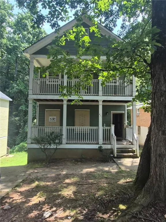 931 Hall Street NW Atlanta, GA 30318