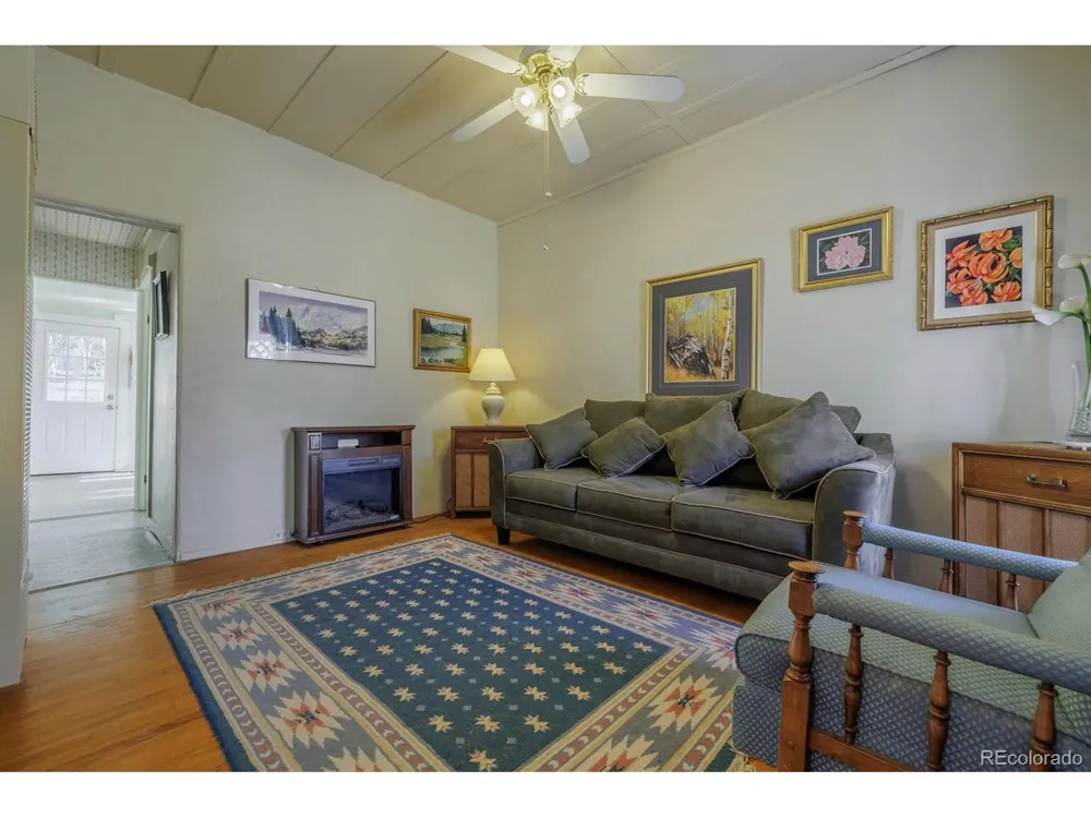 517 Portland Avenue Victor, CO 80860
