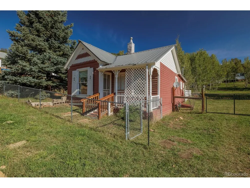 517 Portland Avenue Victor, CO 80860