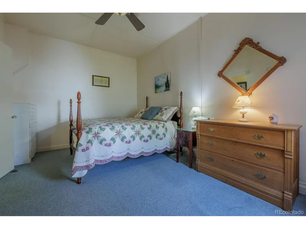 517 Portland Avenue Victor, CO 80860