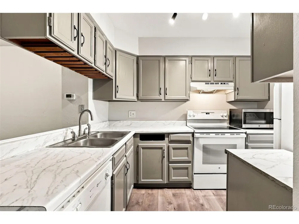 1334 S Idalia Street Aurora, CO 80017