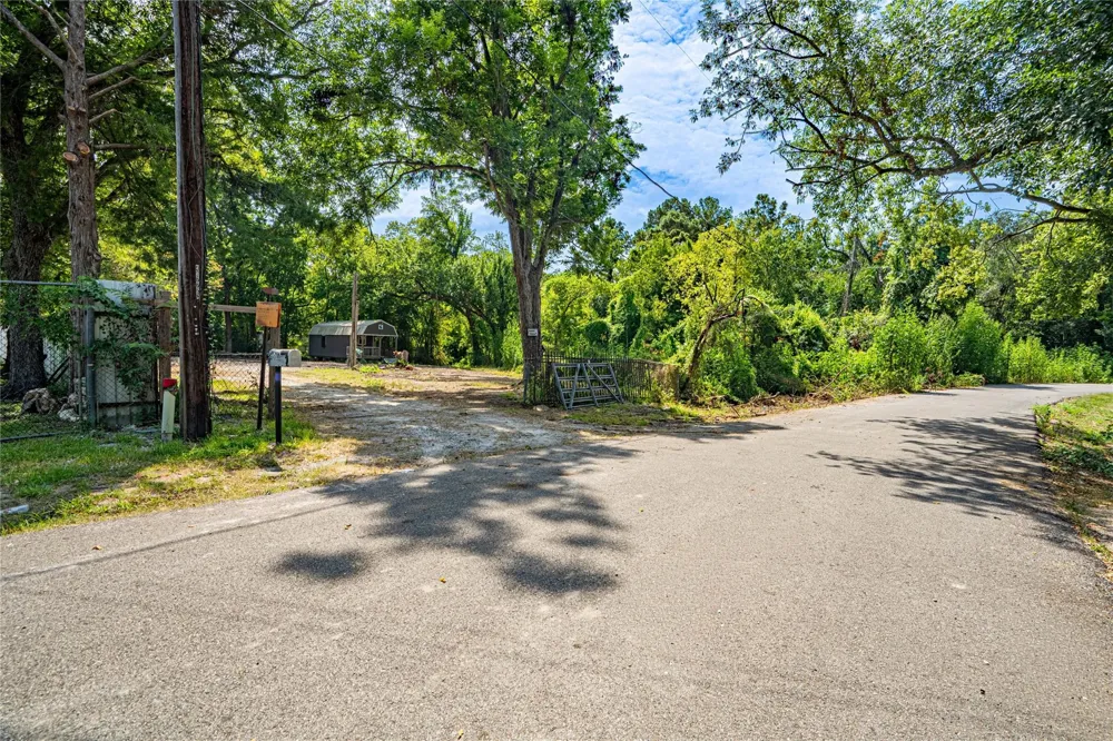 4906 Edgewater Drive Houston, TX 77093