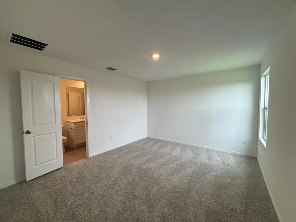 5635 Headwater Creek Trail Humble, TX 77338