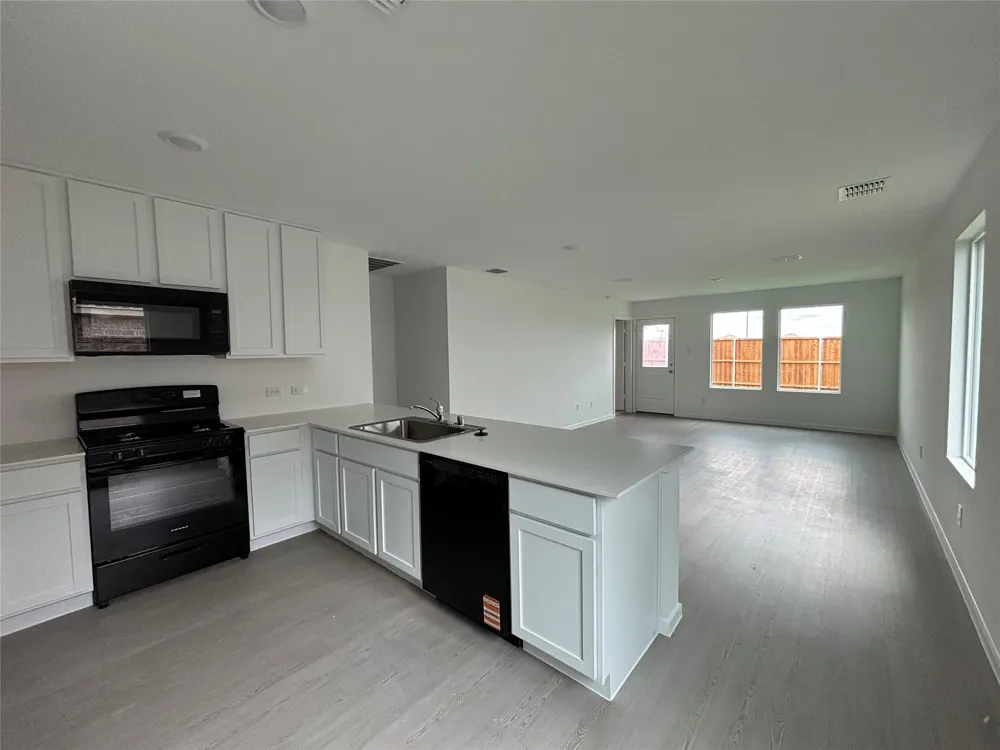 5635 Headwater Creek Trail Humble, TX 77338