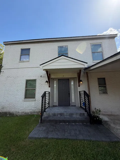 4630 Woodside Street #1