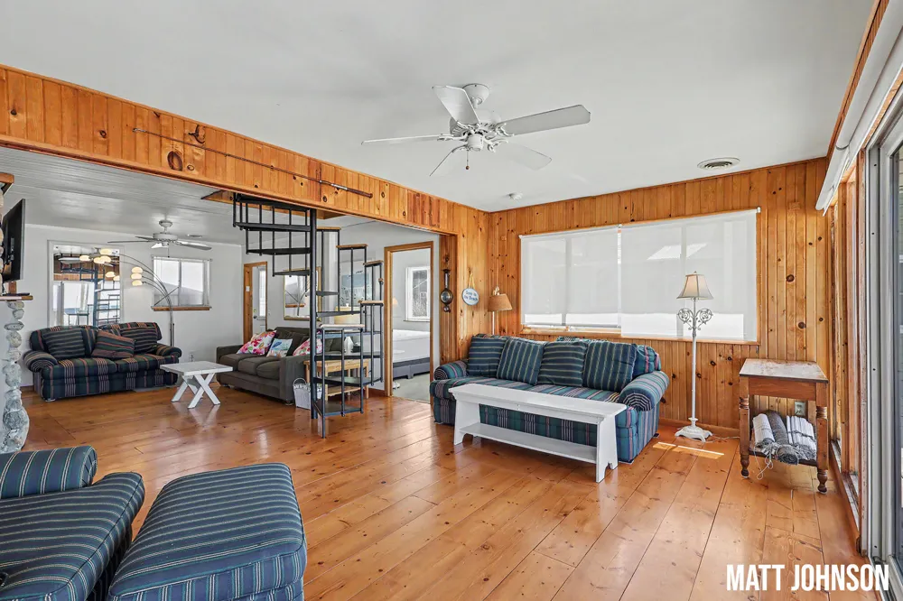 1682 Beach Street Muskegon, MI 49441