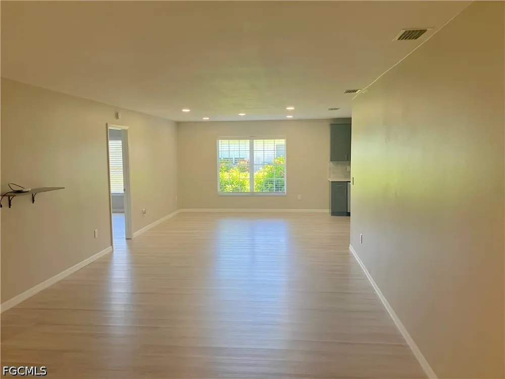 Hazeltine Drive Fort Myers, FL 33919