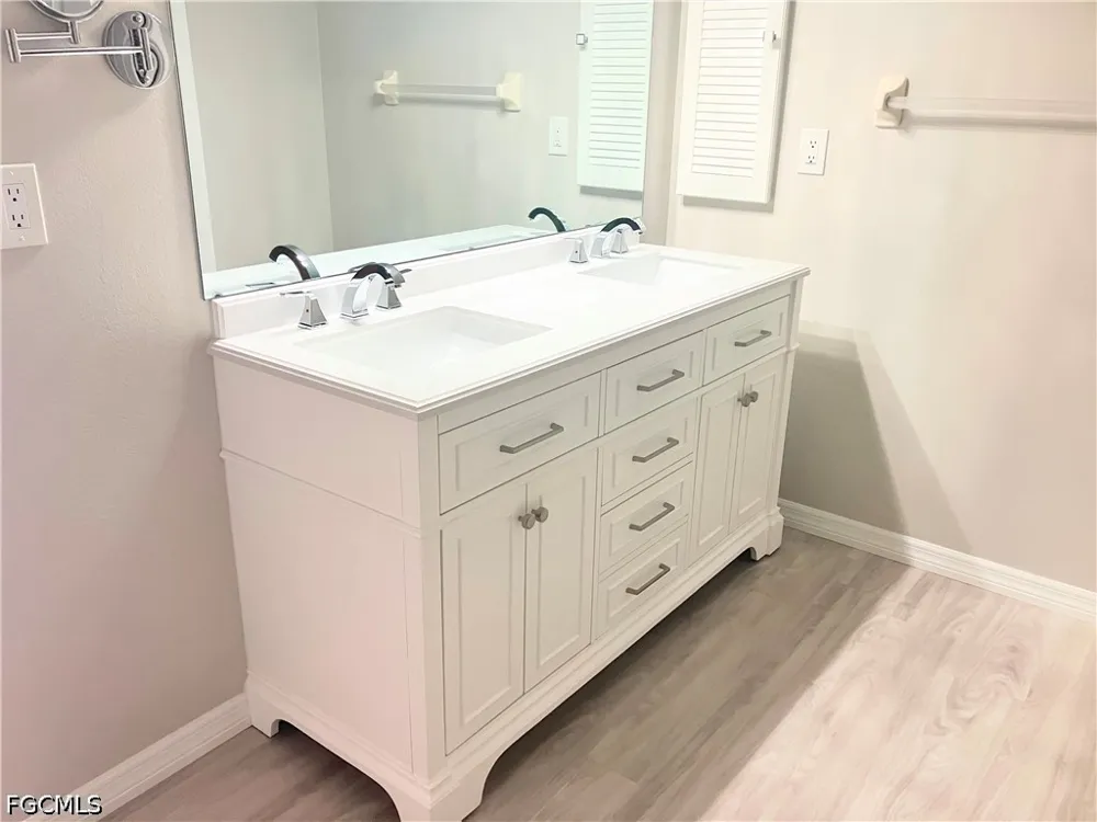 Hazeltine Drive Fort Myers, FL 33919
