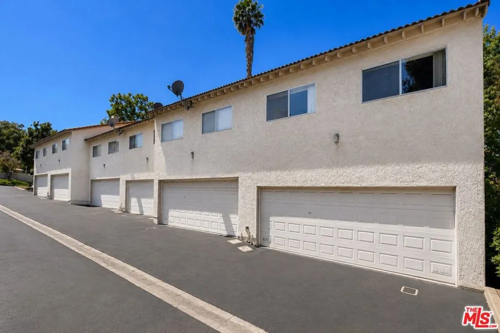 1273 Alessandro Drive Newbury Park, CA 91320