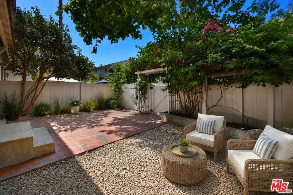 1273 Alessandro Drive Newbury Park, CA 91320