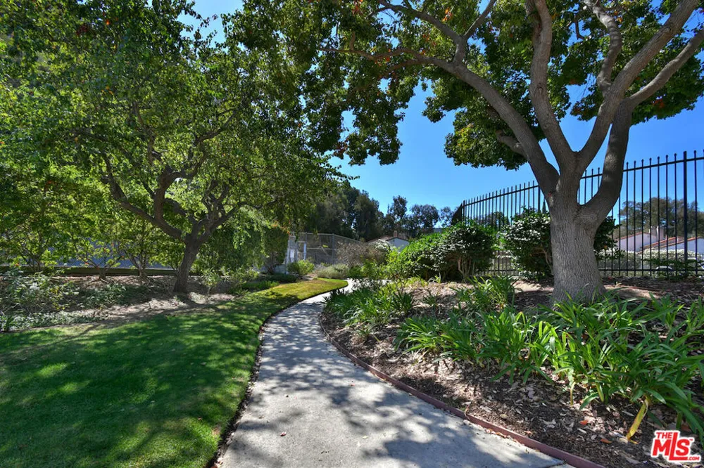 1273 Alessandro Drive Newbury Park, CA 91320