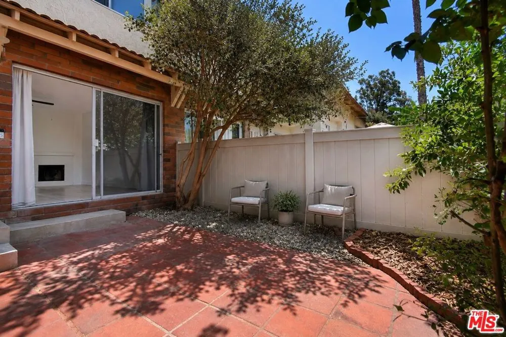 1273 Alessandro Drive Newbury Park, CA 91320