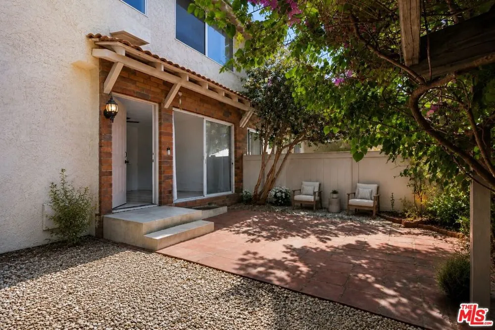 1273 Alessandro Drive Newbury Park, CA 91320
