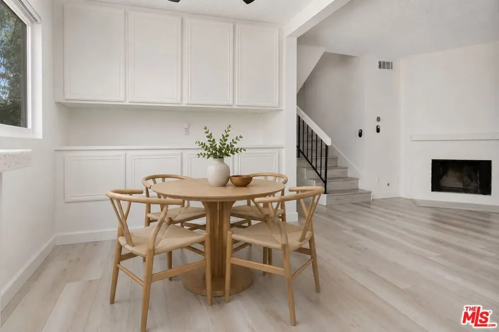 1273 Alessandro Drive Newbury Park, CA 91320