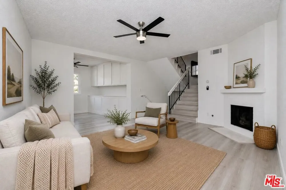 1273 Alessandro Drive Newbury Park, CA 91320