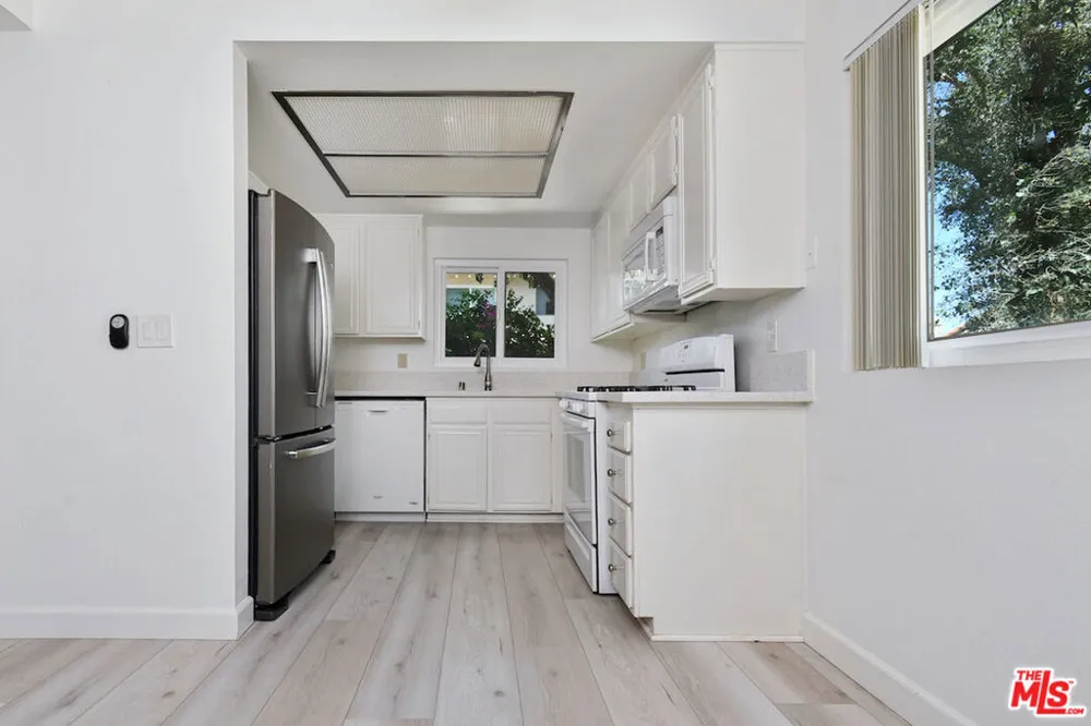 1273 Alessandro Drive Newbury Park, CA 91320