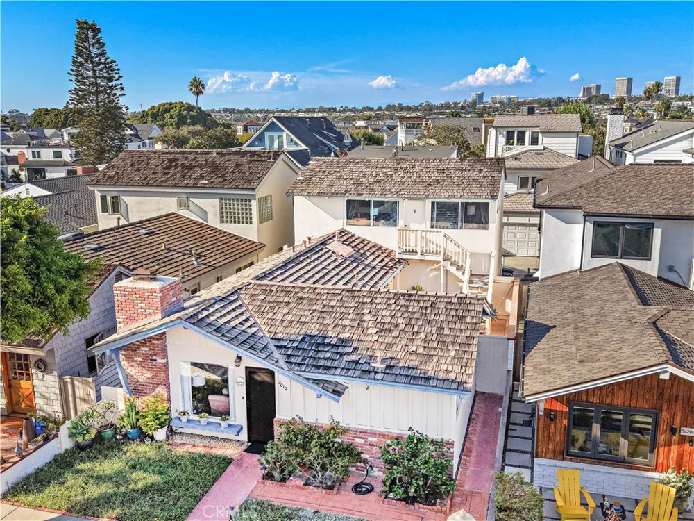 2012 E Ocean Boulevard Newport Beach, CA 92661