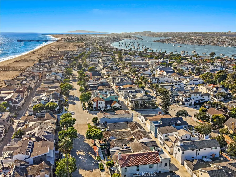 2012 E Ocean Boulevard Newport Beach, CA 92661