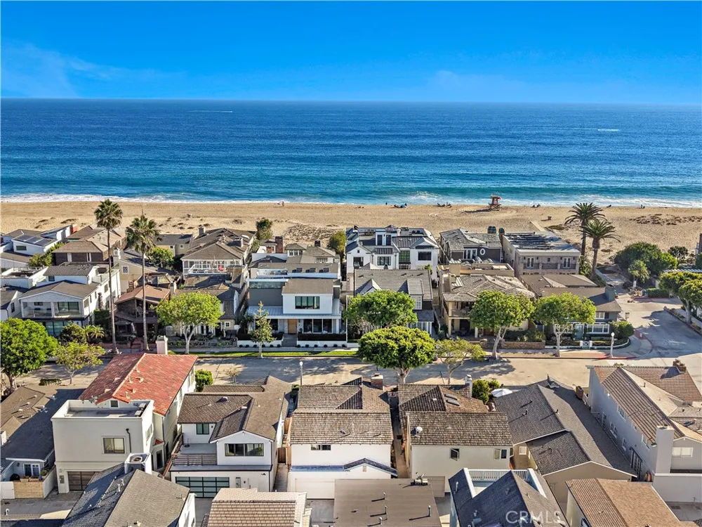 2012 E Ocean Boulevard Newport Beach, CA 92661