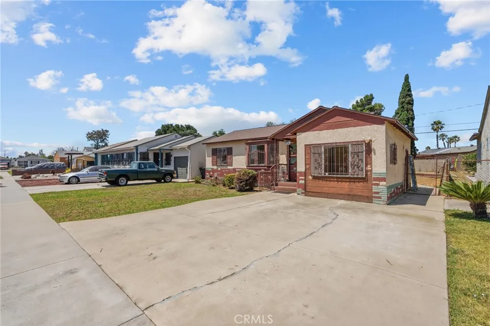 14609 S Cahita Avenue Compton, CA 90220
