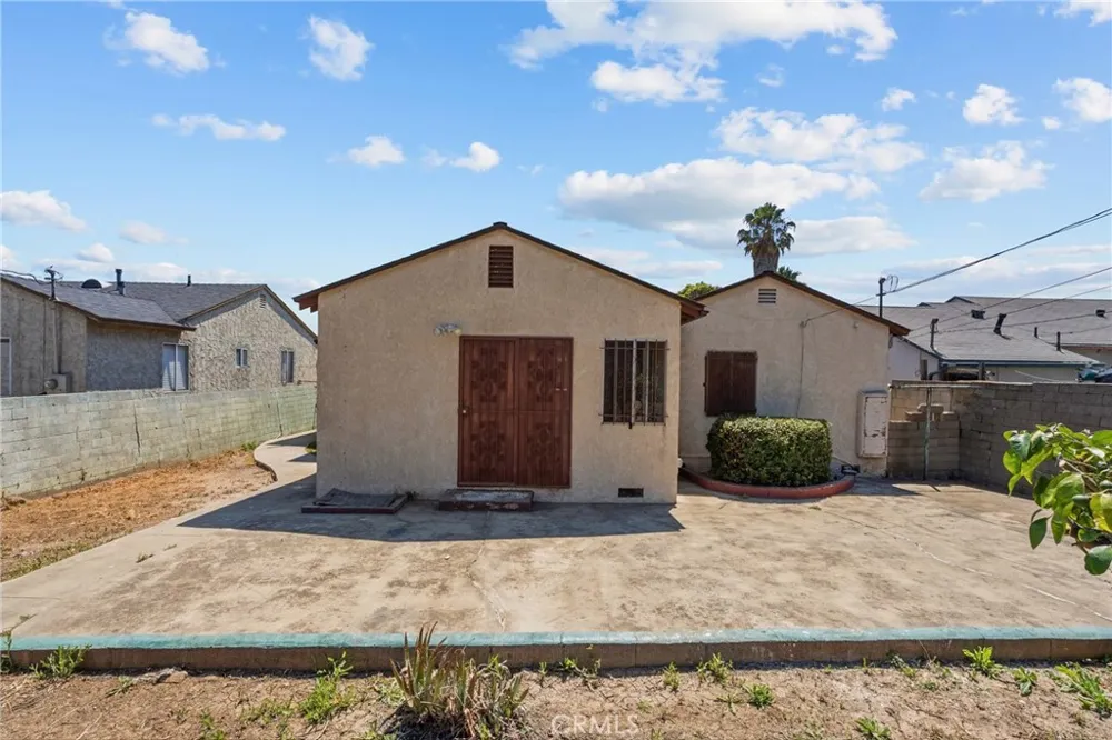 14609 S Cahita Avenue Compton, CA 90220