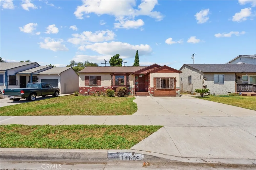 14609 S Cahita Avenue Compton, CA 90220